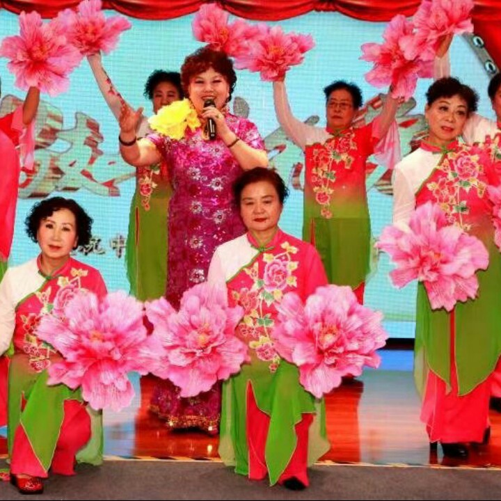 现代京剧杜鹃山选段家住安源