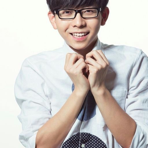 庐州月-许嵩【官方原版伴奏】 - 小乐爱夏 唱吧