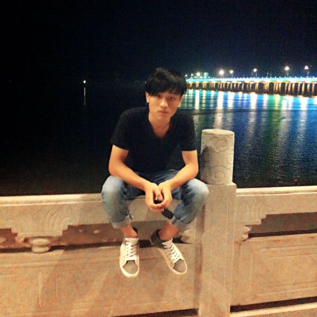 韩筱轩 上传 娱家战歌 【战歌】 - mc大石头 唱