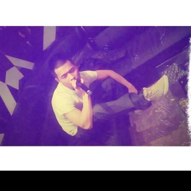 忽然之间【原版伴奏】 - 唱吧,听见歌声遇见你