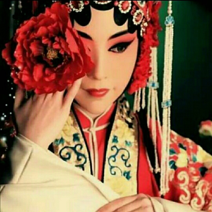 梨花颂原版伴奏