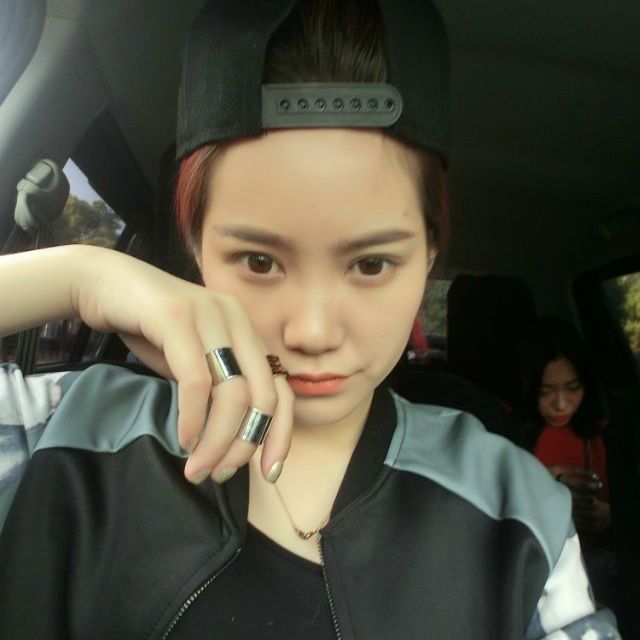 <em>春泥-女声</em>版伴奏 - LSHI_J 唱吧,最时尚的手机K