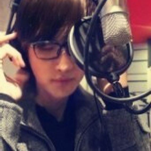 幻听 - YOYO超人 唱吧,最时尚的手机KTV