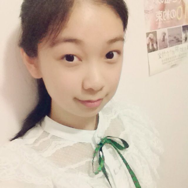 你好;请问怎么在手机上直播游戏啊