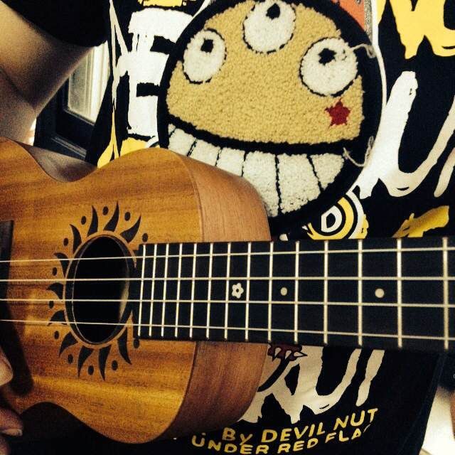 泰罗奥特曼之歌 - 天下一大五郎 唱吧,最时尚的