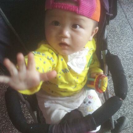 有没有人告诉你 - ~谦少 唱吧,最时尚的手机KT