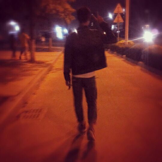 忽然之间【原版伴奏】 - 十十十十七丶 唱吧,最