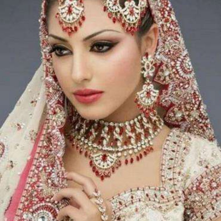 新娘要嫁人新郎不是我