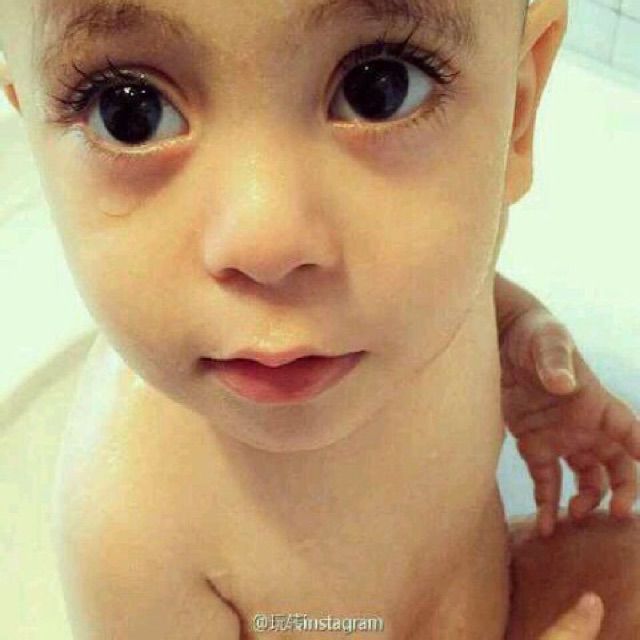 裙下之臣 - Mr阿玢 唱吧,最时尚的手机KTV