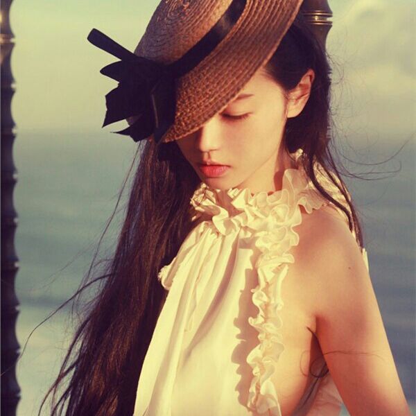 <em>烟花易冷</em>【<em>女版</em>】 - 脸脸q 唱吧,最时尚的手机K