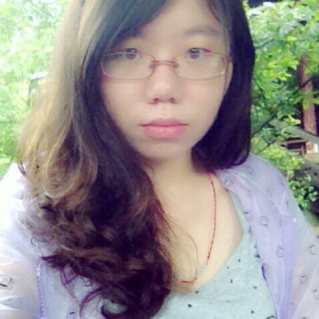 是我在做多情种 - 依笑Yvonne 唱吧,最时尚的手