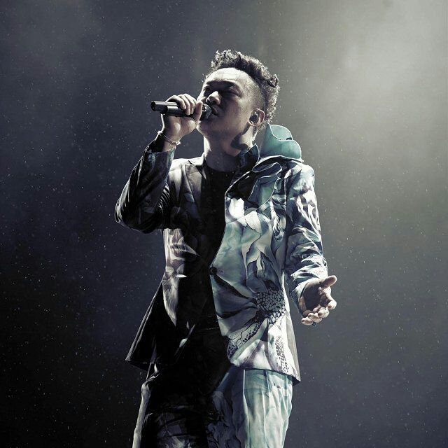 拥抱这分钟 - 你别皱眉ˇ 唱吧,最时尚的手机KT