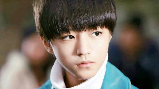 青春修炼手册 - smile*王俊凯 唱吧,最时尚的手机