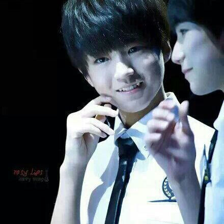 信仰之名【原版 歌词】 - KRJ凯蝶520 唱吧,最