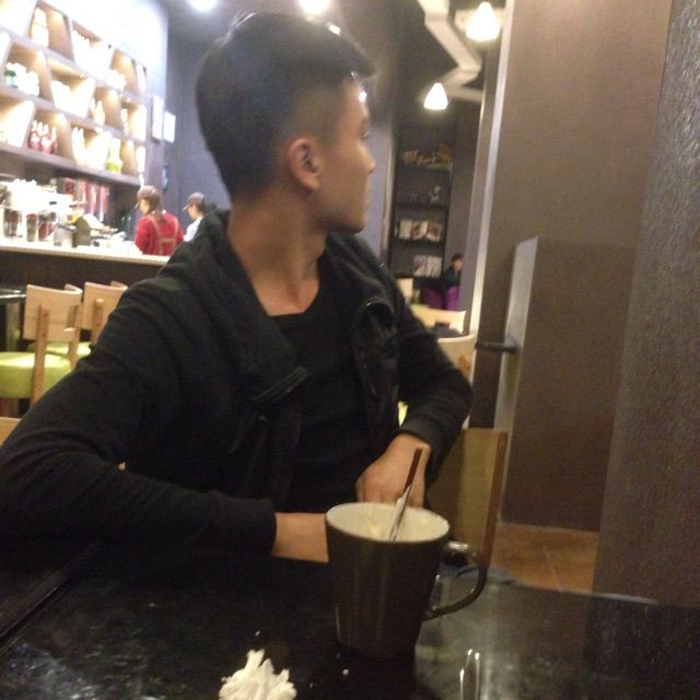 假装 - 德妹<em>哥哥</em> 唱吧,最时尚的手机<em>KTV</em>