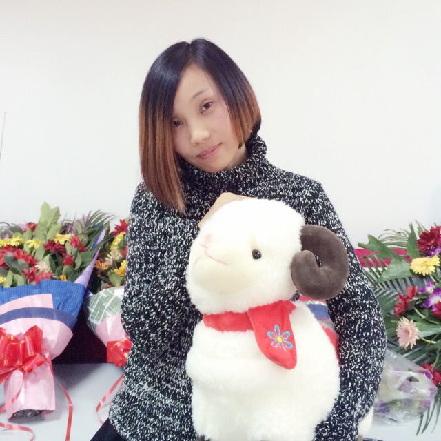 <em>容易受伤的女人</em>【<em>国语</em> <em>伴奏</em>】 - 那年的Apple 唱