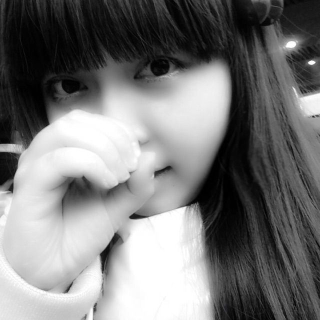 <em>烟花易冷</em>【<em>女版</em>】 - 茜茜家族一团长萌萌 唱吧