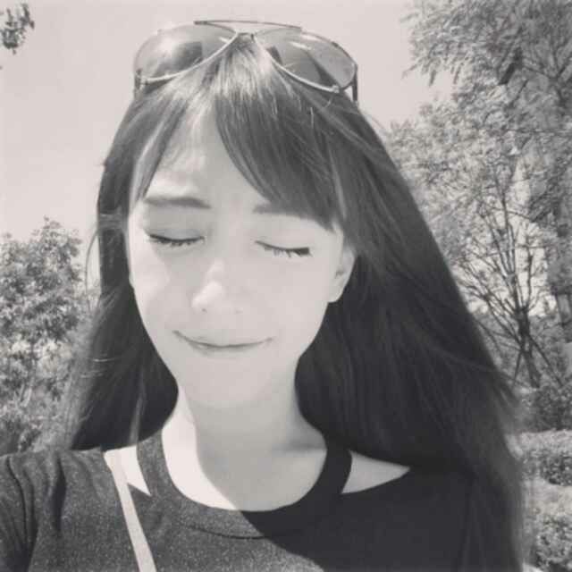 <em>你是我</em>的<em>女朋友</em>【《原版<em>伴奏</em>》】 - 浅浅袖 唱