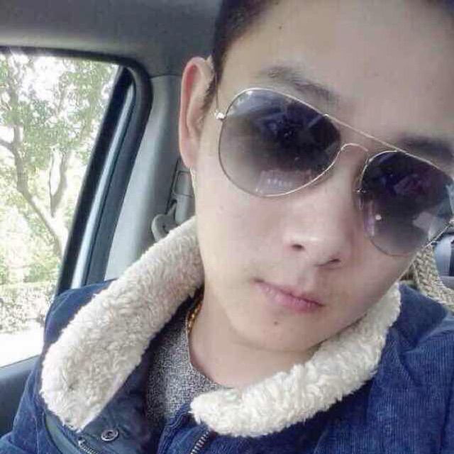 王加伟