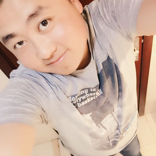 黄小斌