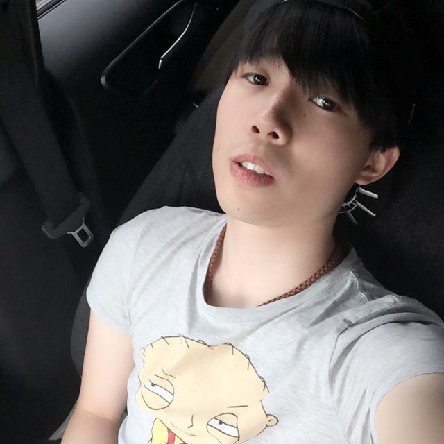 咱们屯里的人(粤语版) - ﹣Moír. 唱吧,最时尚的