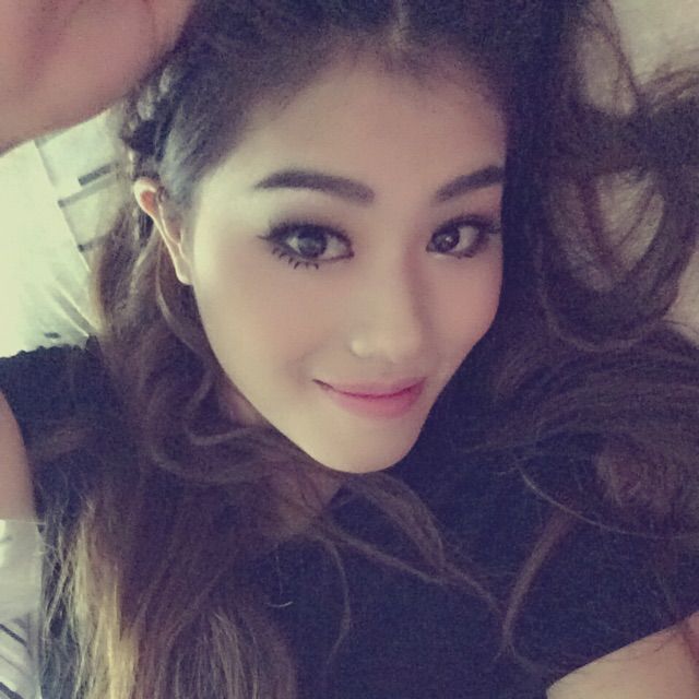 会痛的石头 - 布丁小慧 唱吧,最时尚的手机KTV