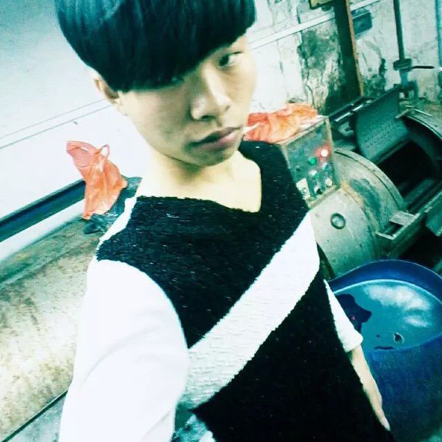 要我怎么忘了她 - CK小芳 唱吧,最时尚的手机K