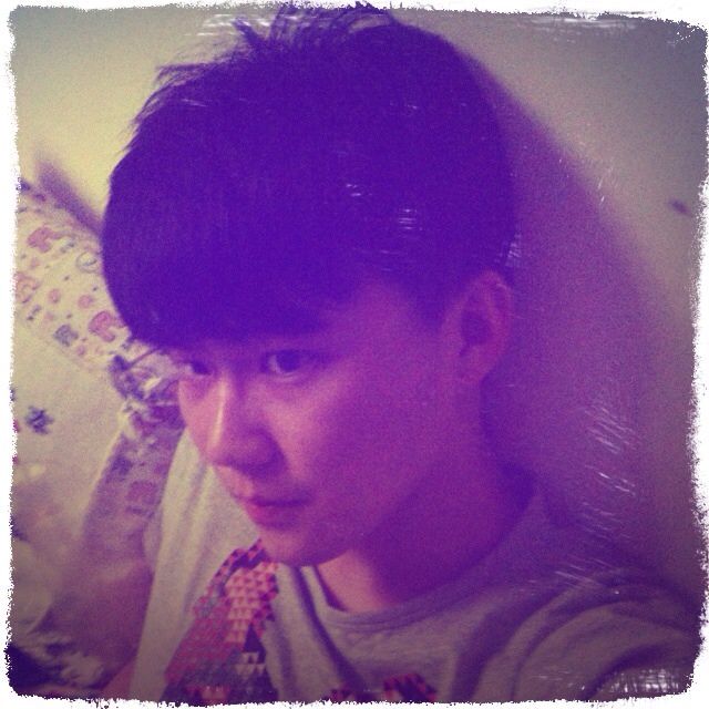 <em>对面的女孩看过来</em> - 摩羯座 - 唱吧,最时尚的手机