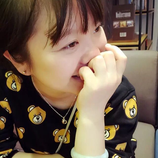 云中月圆 - 黄暁晓 唱吧,最时尚的手机KTV