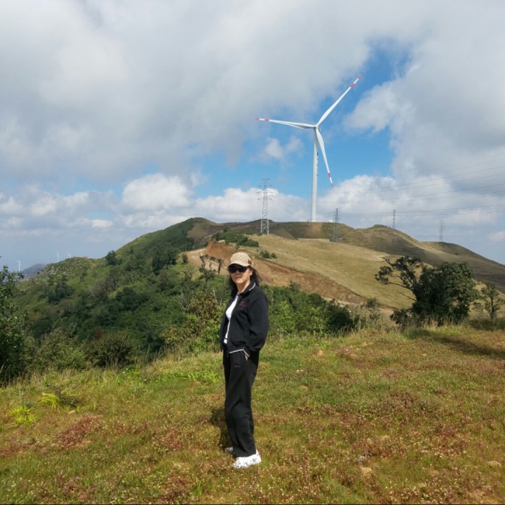 女儿情【原版伴奏 静水飘莲】