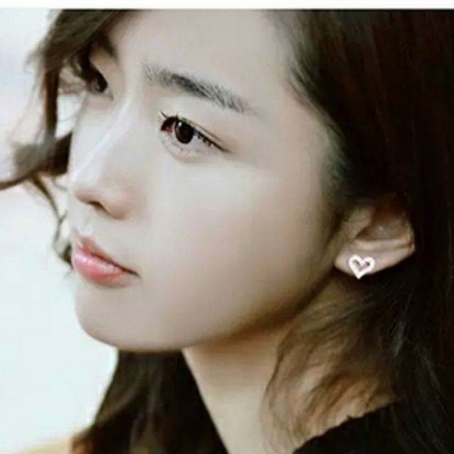 爱要逃【Ktv版伴奏】 唱吧,最时尚的手机KTV