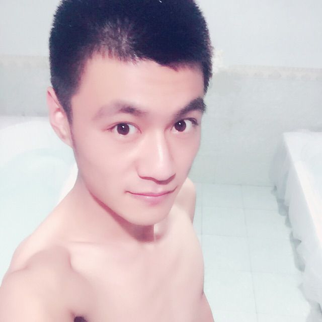 马博:菊花爆满山(男伴奏) - 无聊小伙aa 唱吧,最