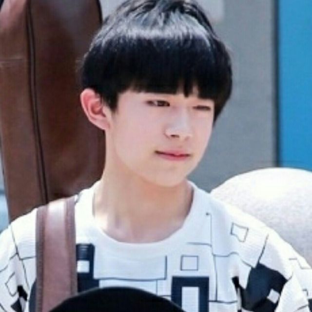 感谢【龙井说唱】 - TFBOYS-靳轩 唱吧,最时尚