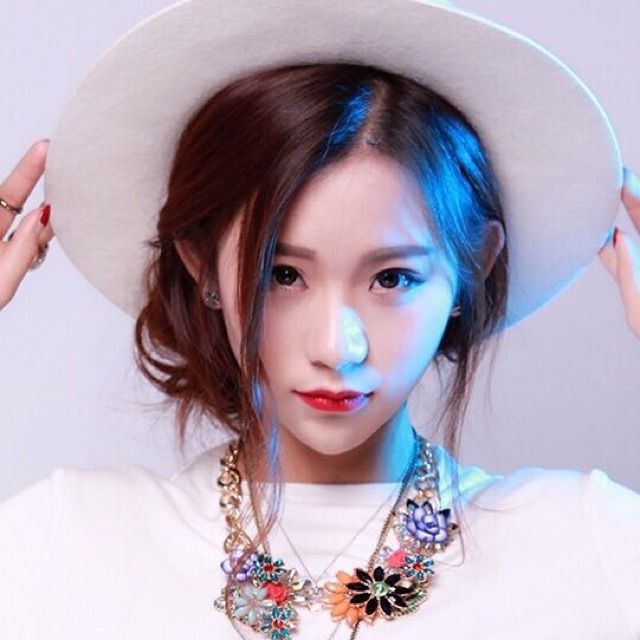 牛仔很忙 万妮达