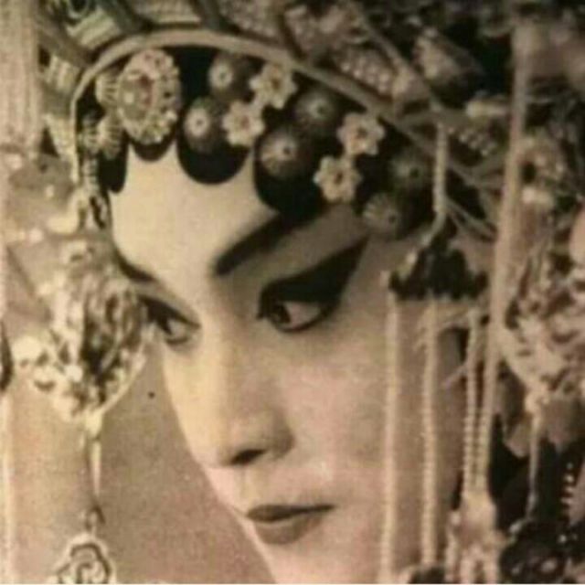 【粤曲】彩云追月 (纯伴奏) - 唱吧,听见歌声遇见