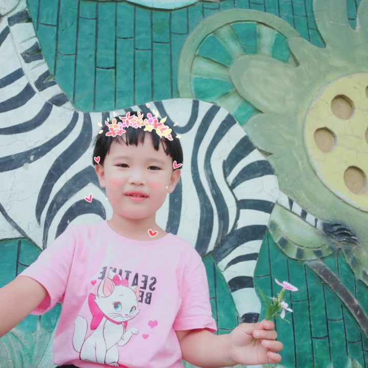 她的眼睛会唱歌