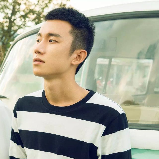 演员 高振铭 唱吧,听见歌声遇见你