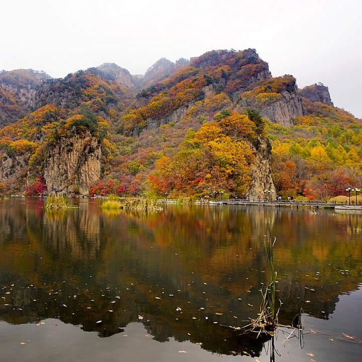 莫尼山 