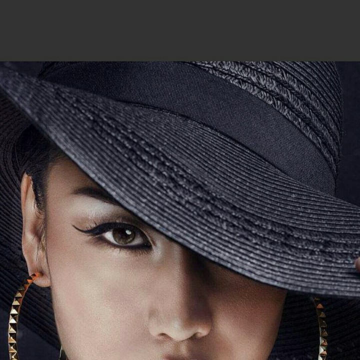 冬天里的白玫瑰