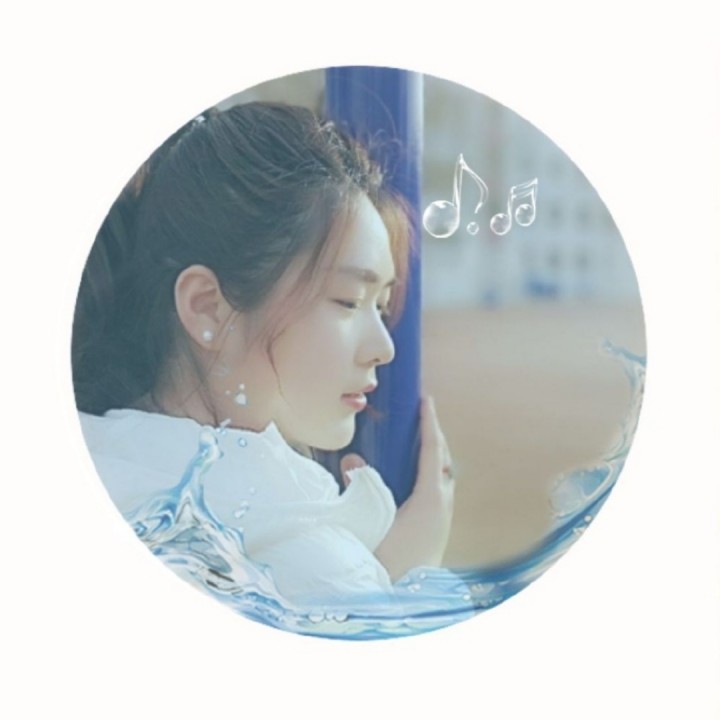 想做你的疯女孩