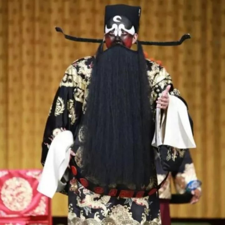 包龙图打坐在开封府 小明【原版】