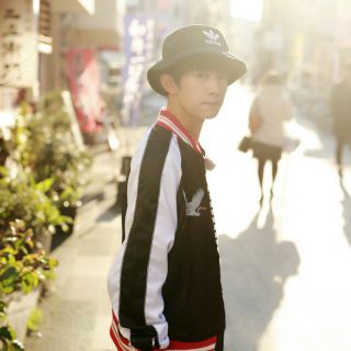 为了你【原唱音译】