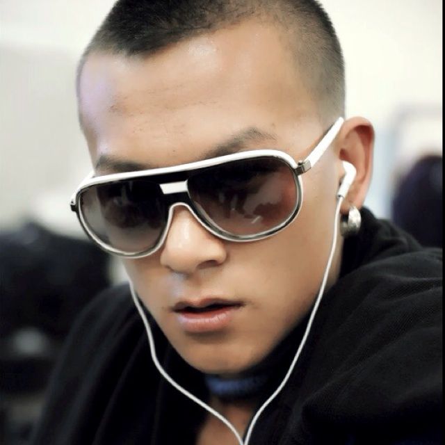 <  小阿鹏>的主页  小阿鹏>的作品