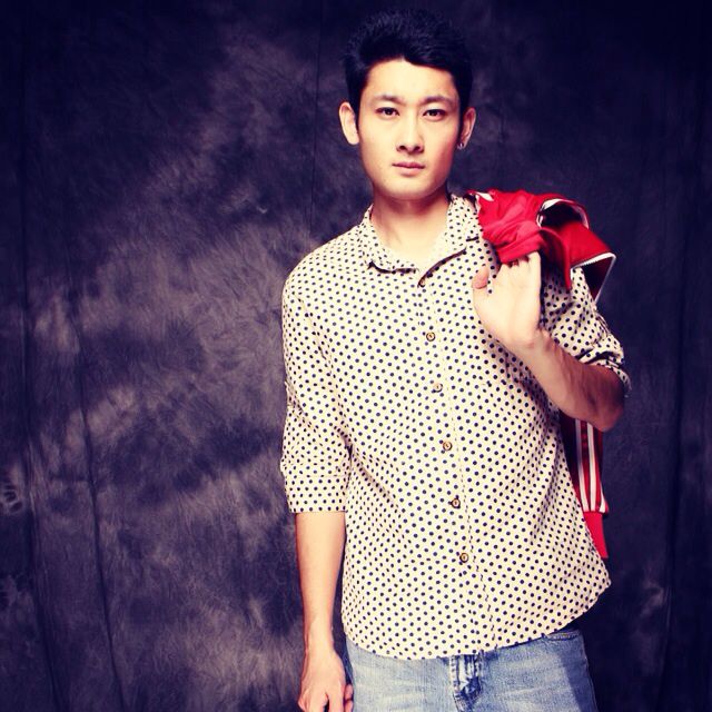 小谢童鞋爱唱歌