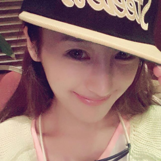 < 杨菲妮_fanny的主页 杨菲妮_fanny的作品