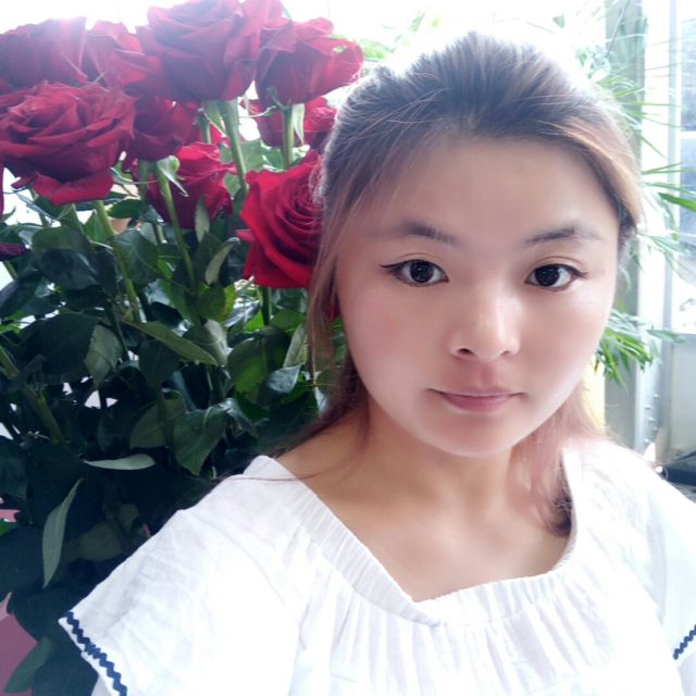 我和鲁宏黎【歌手】合唱的这首歌还不错哦~听完就知道我们