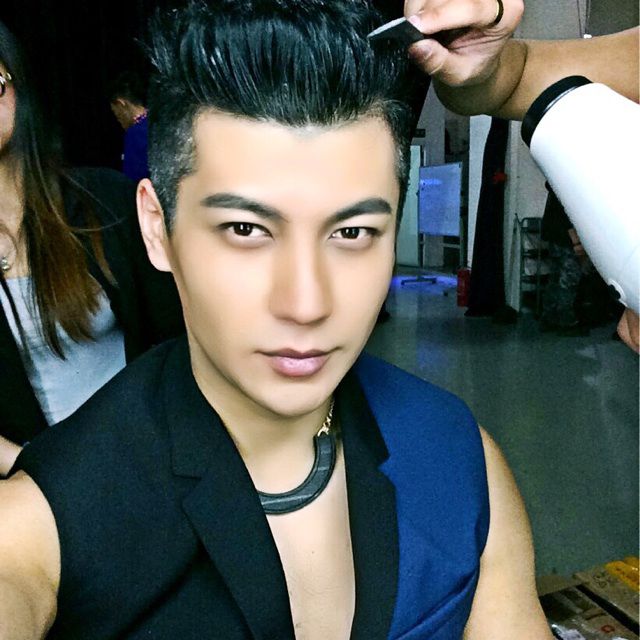 < 男模肖凯提的主页 男模肖凯提的作品