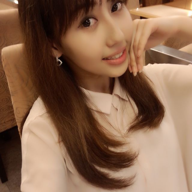 王依然yakira的作品