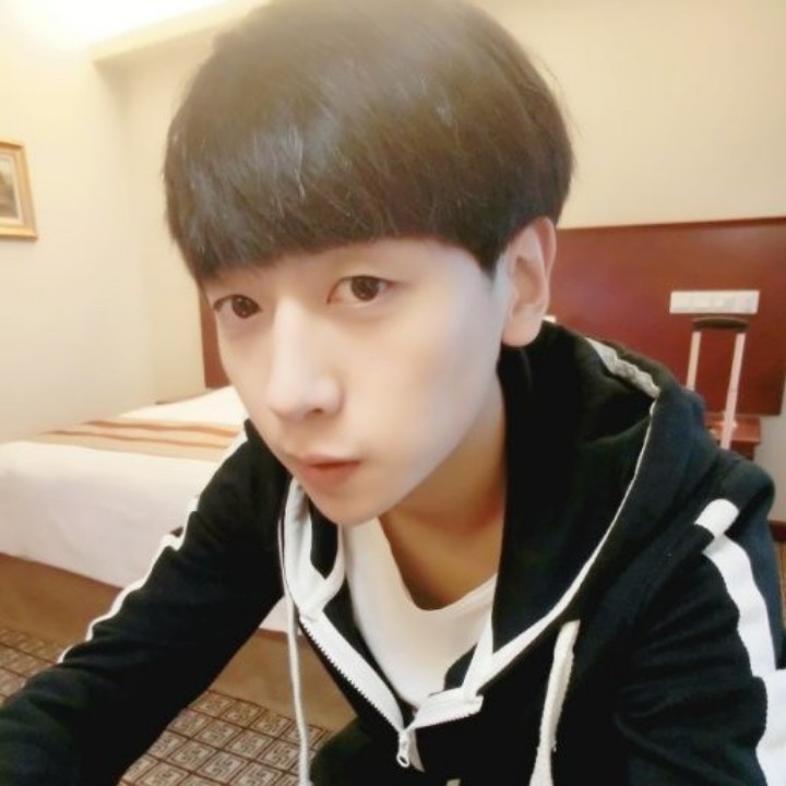 二维码,可以马上找到歌曲进行评论互动哦~              墨飞579900