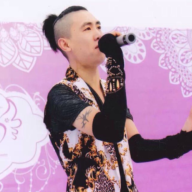 亮仔f
